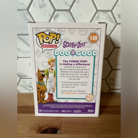 Box Lunch Exclusive Purple Scooby Doo Funko Pop #149 - Picture 2 of 2